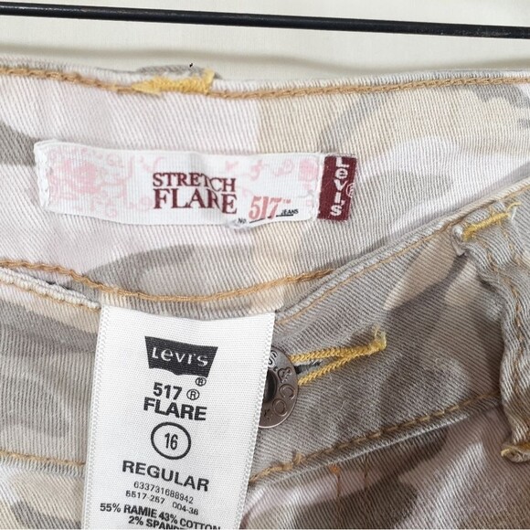 Girls Levi's Pants Levi's 517 Pink Camo Pants Sz 16 Levi Jeans - Picture 2 of 6